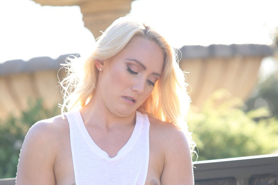 Model Blonde American babe in Lima