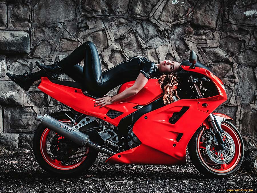 Beautiful girl Beautiful girls and motorcycles in Lima