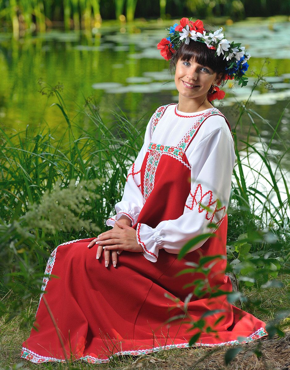 Beautiful girl Girls in Slavic costumes in Lima